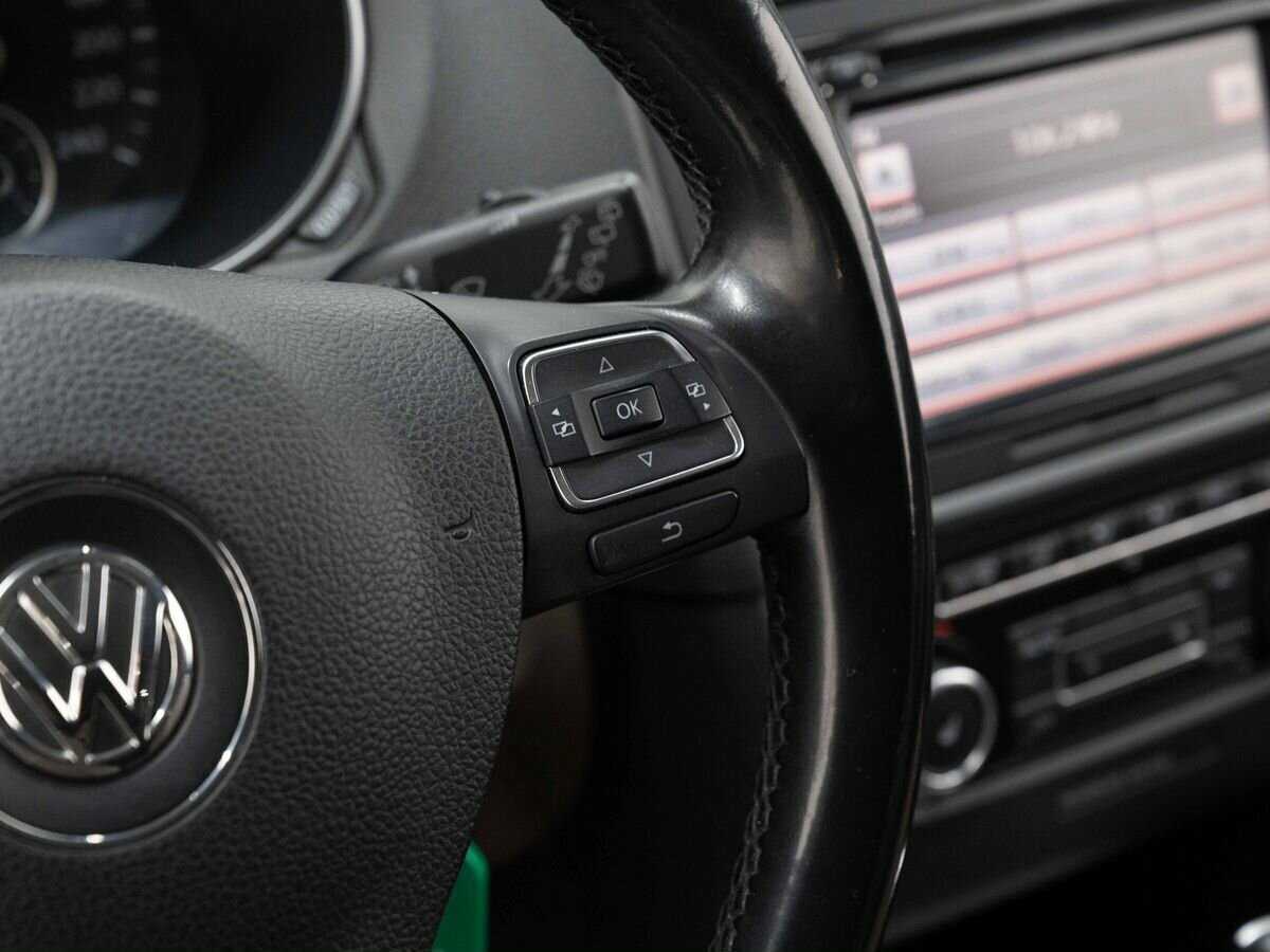 Volkswagen Golf, 2011 Фото №14