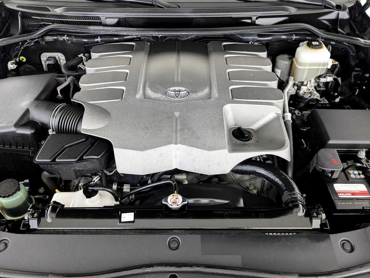 Toyota Land Cruiser, 2020 Фото №9