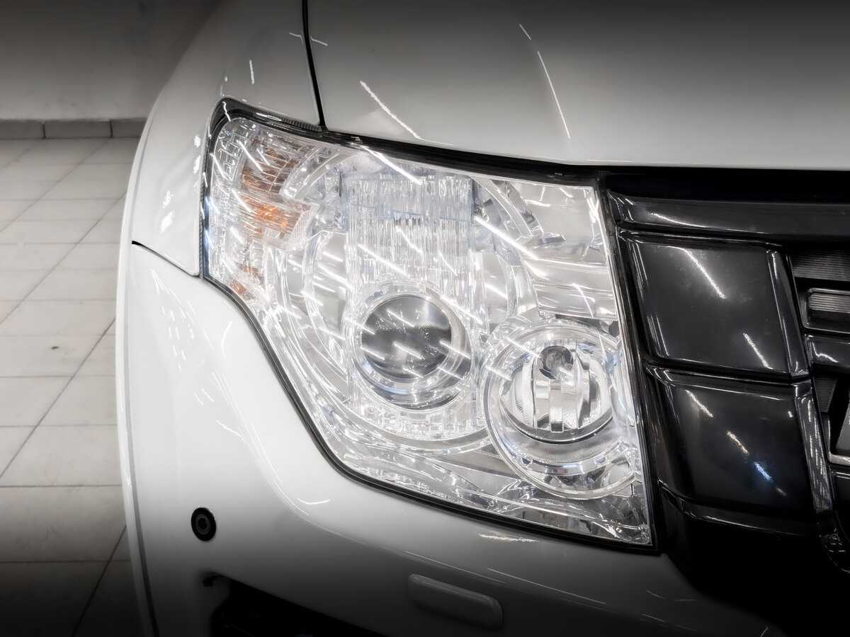 Mitsubishi Pajero, 2019 Фото №17