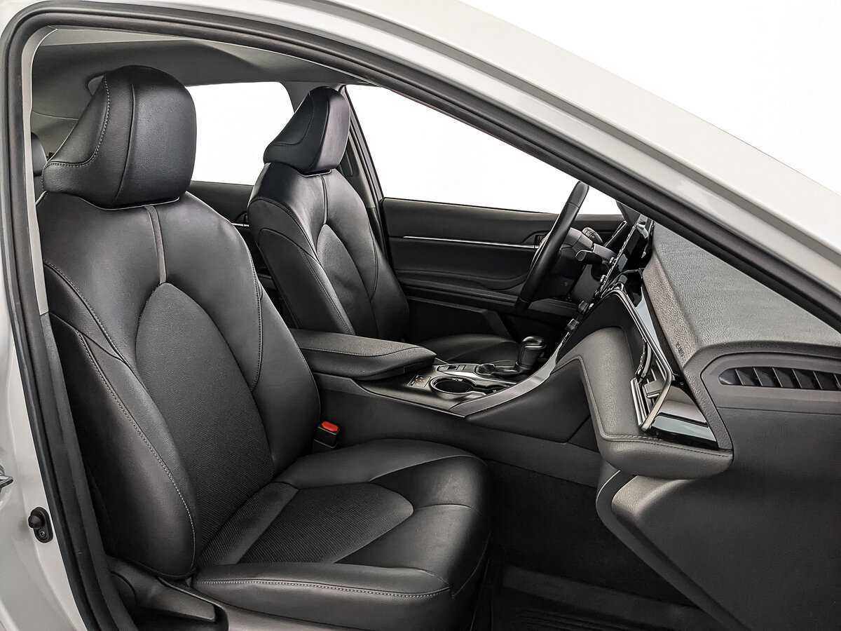 Toyota Camry, 2021 Фото №24