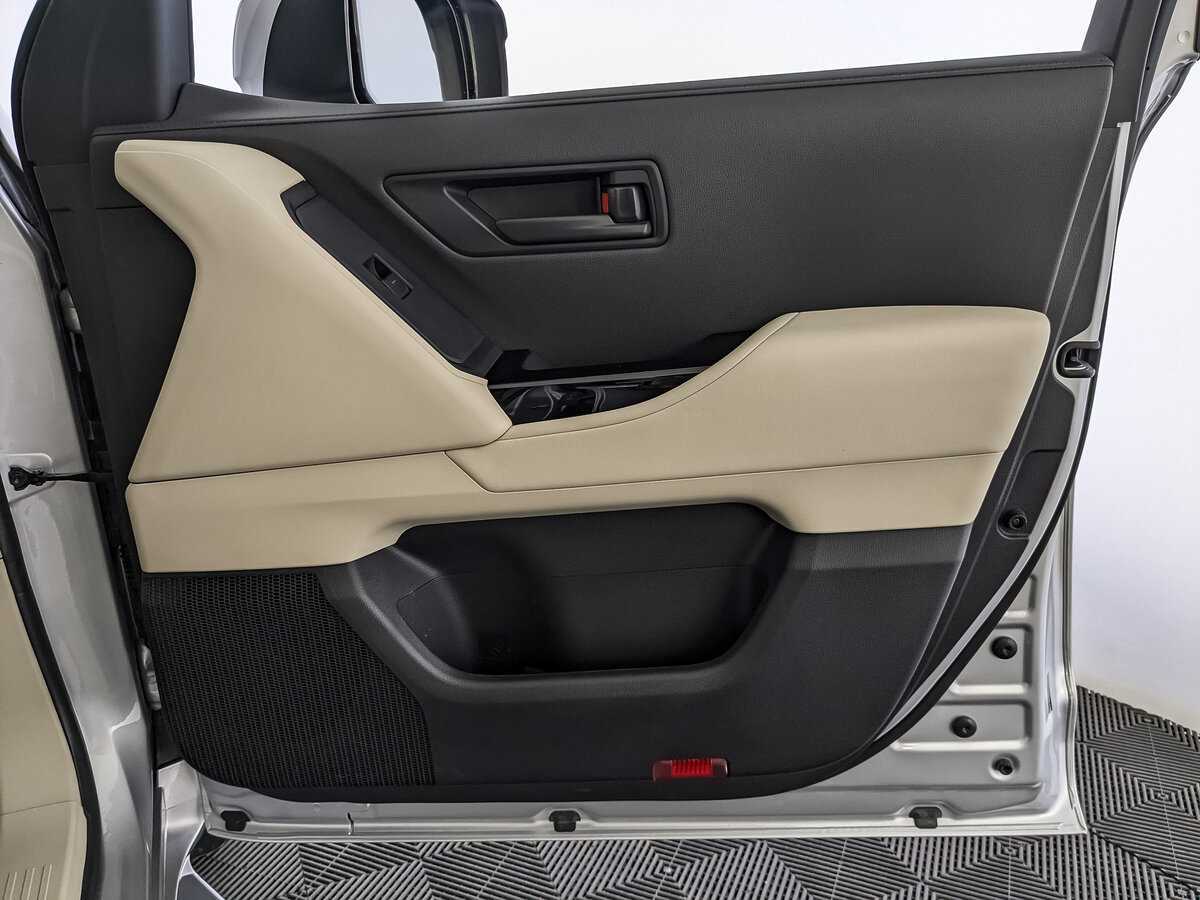 Toyota Land Cruiser, 2022 Фото №25