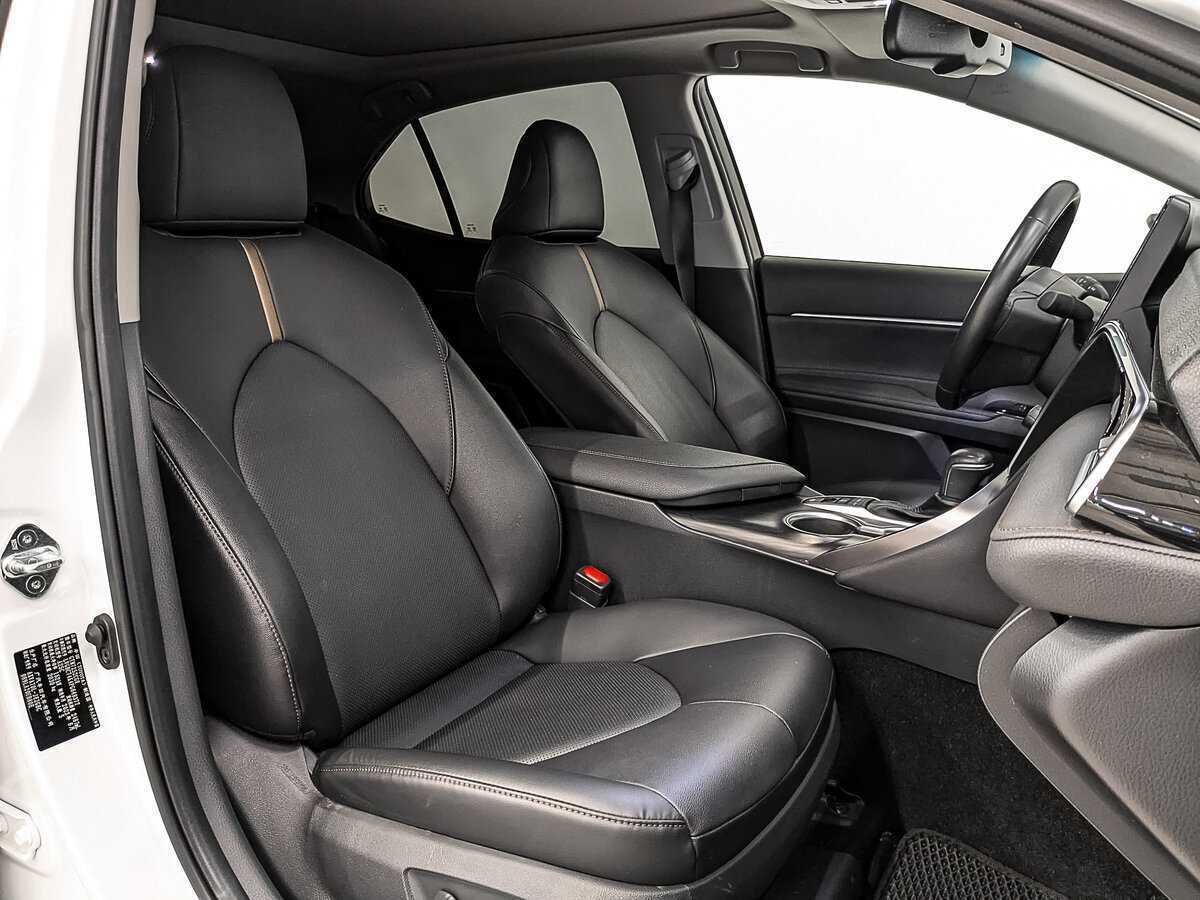 Toyota Camry, 2023 Фото №24