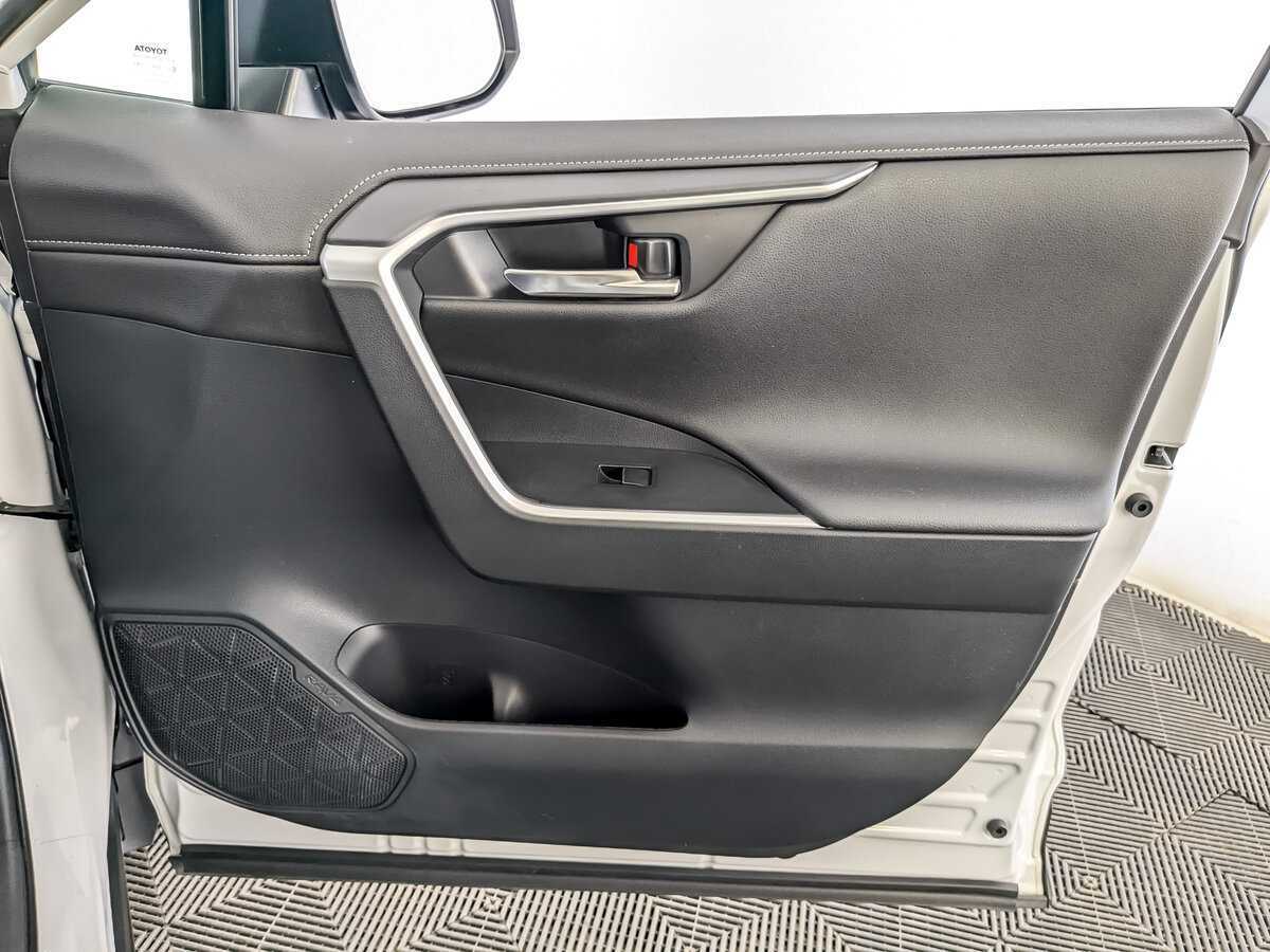 Toyota RAV4, 2021 Фото №24