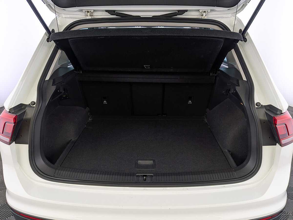 Volkswagen Tiguan, 2018 Фото №10