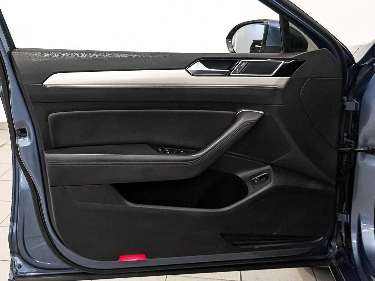 Volkswagen Passat, 2015 Фото №19