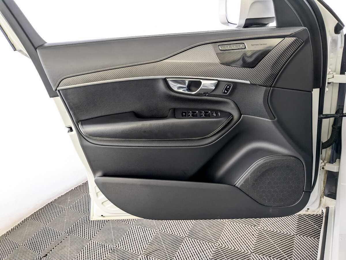 Volvo XC90, 2018 Фото №19