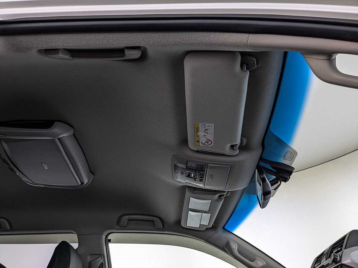 Toyota Land Cruiser Prado, 2017 Фото №23