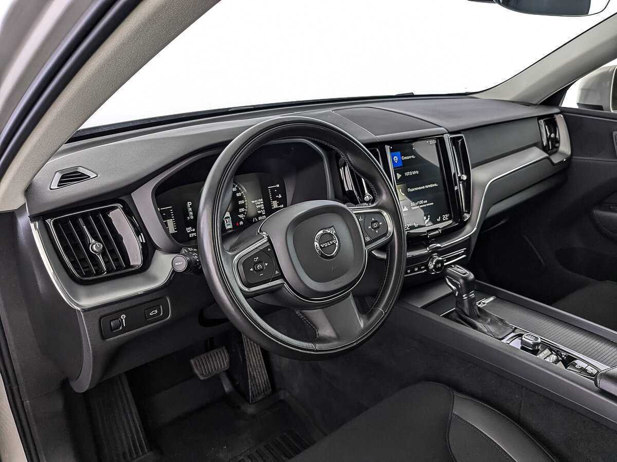 Volvo XC60, 2020 Фото №13