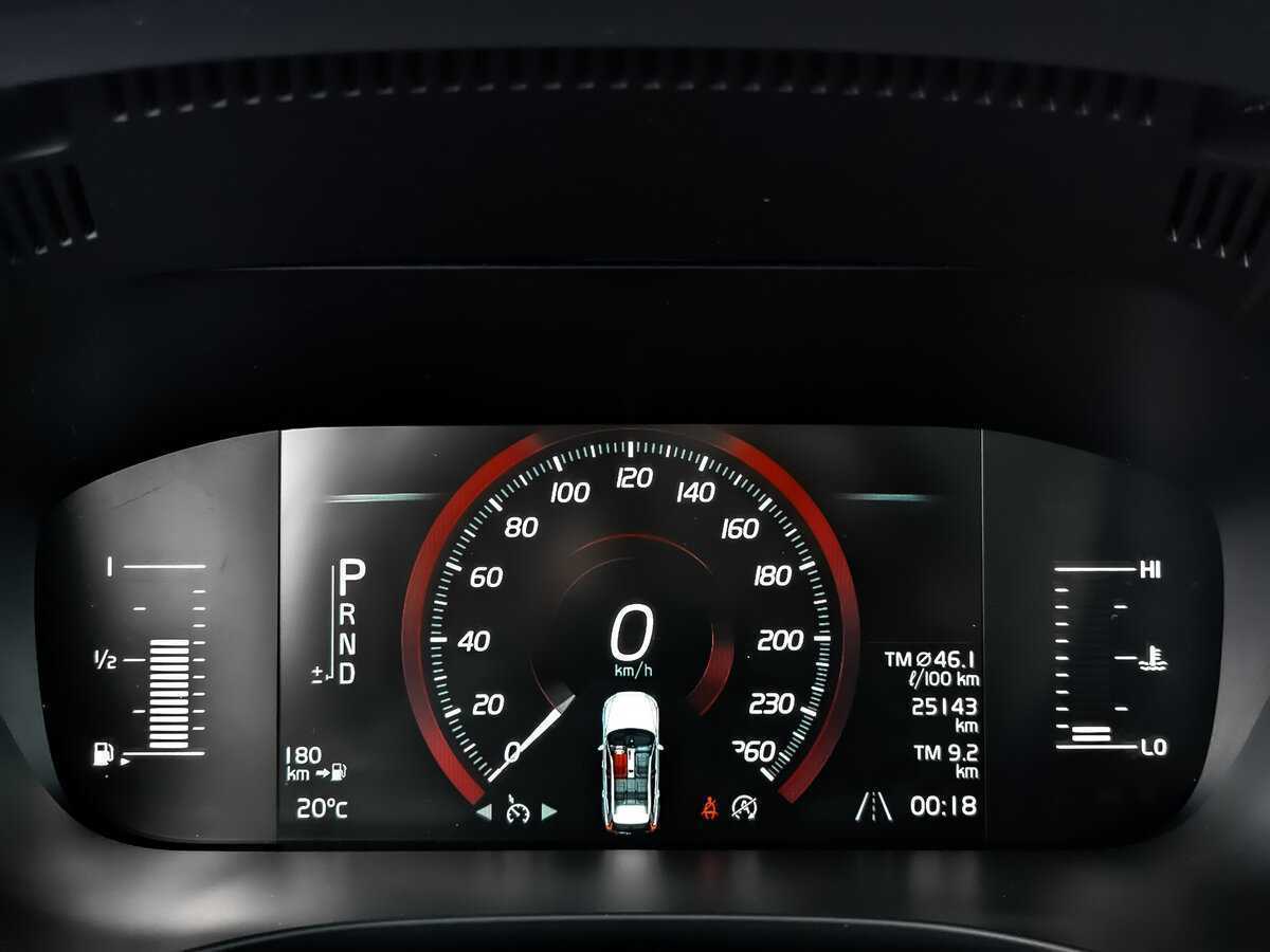 Volvo XC60, 2018 Фото №14