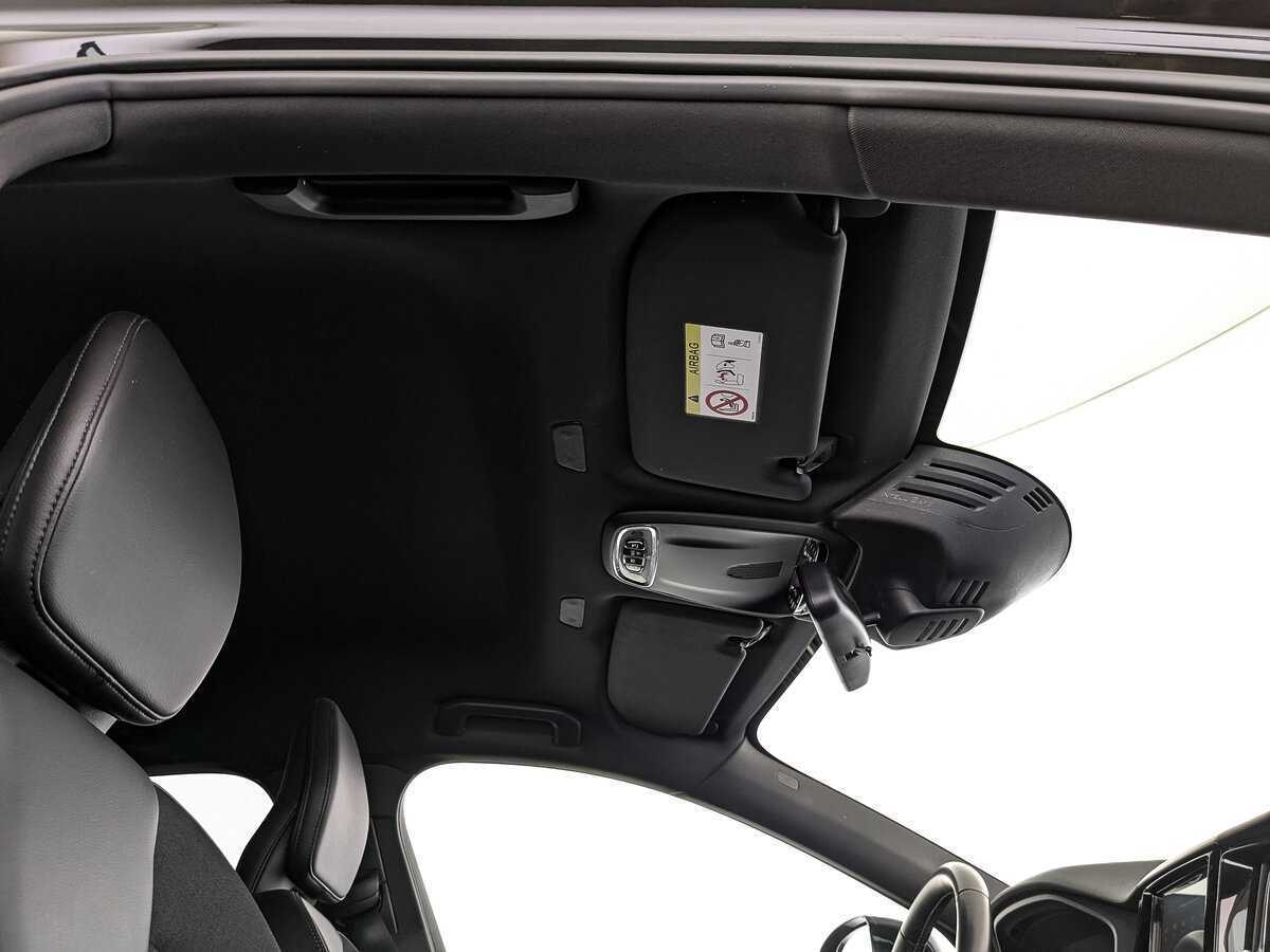 Volvo XC60, 2020 Фото №22