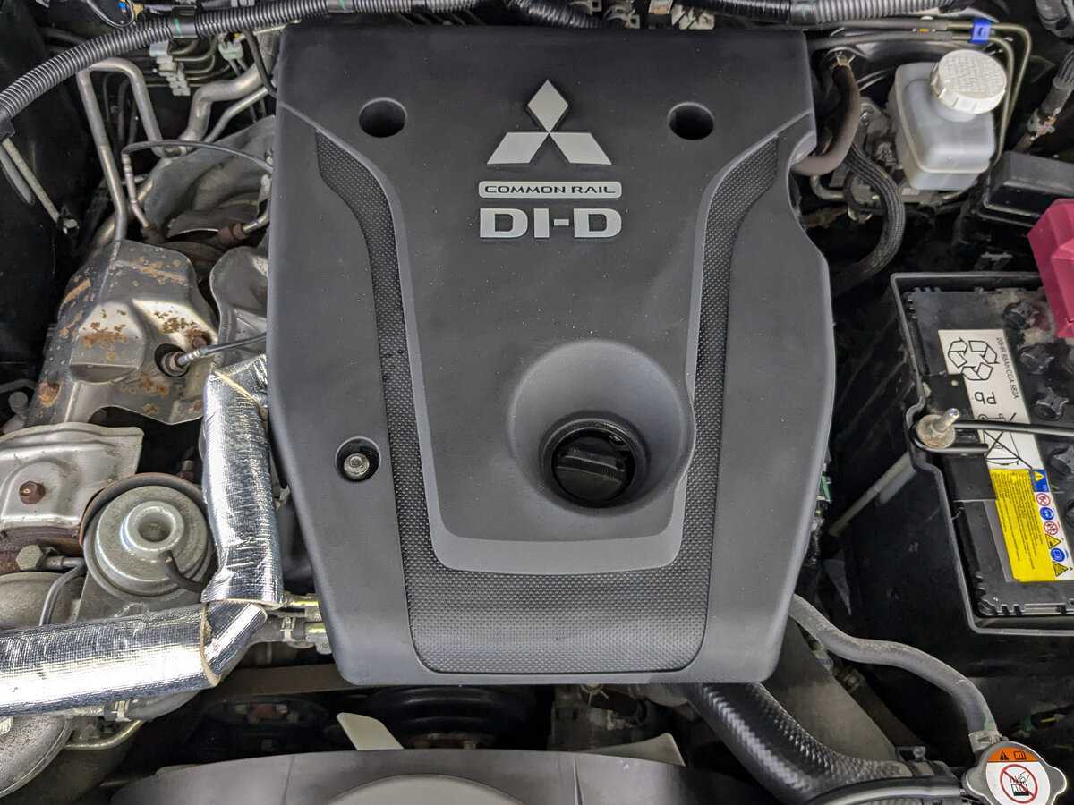 Mitsubishi Pajero Sport, 2021 Фото №8