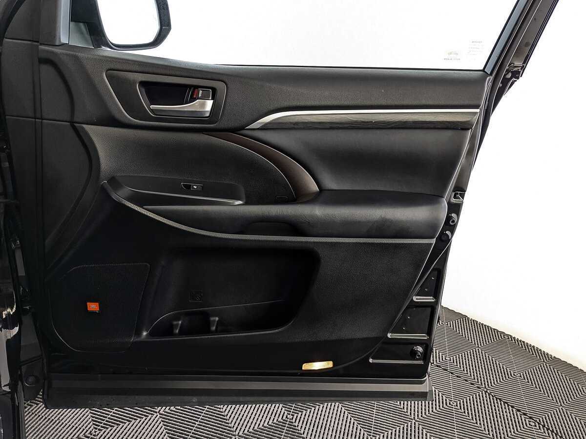 Toyota Highlander, 2018 Фото №22