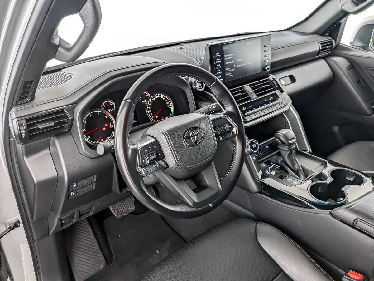 Toyota Land Cruiser, 2022 Фото №16