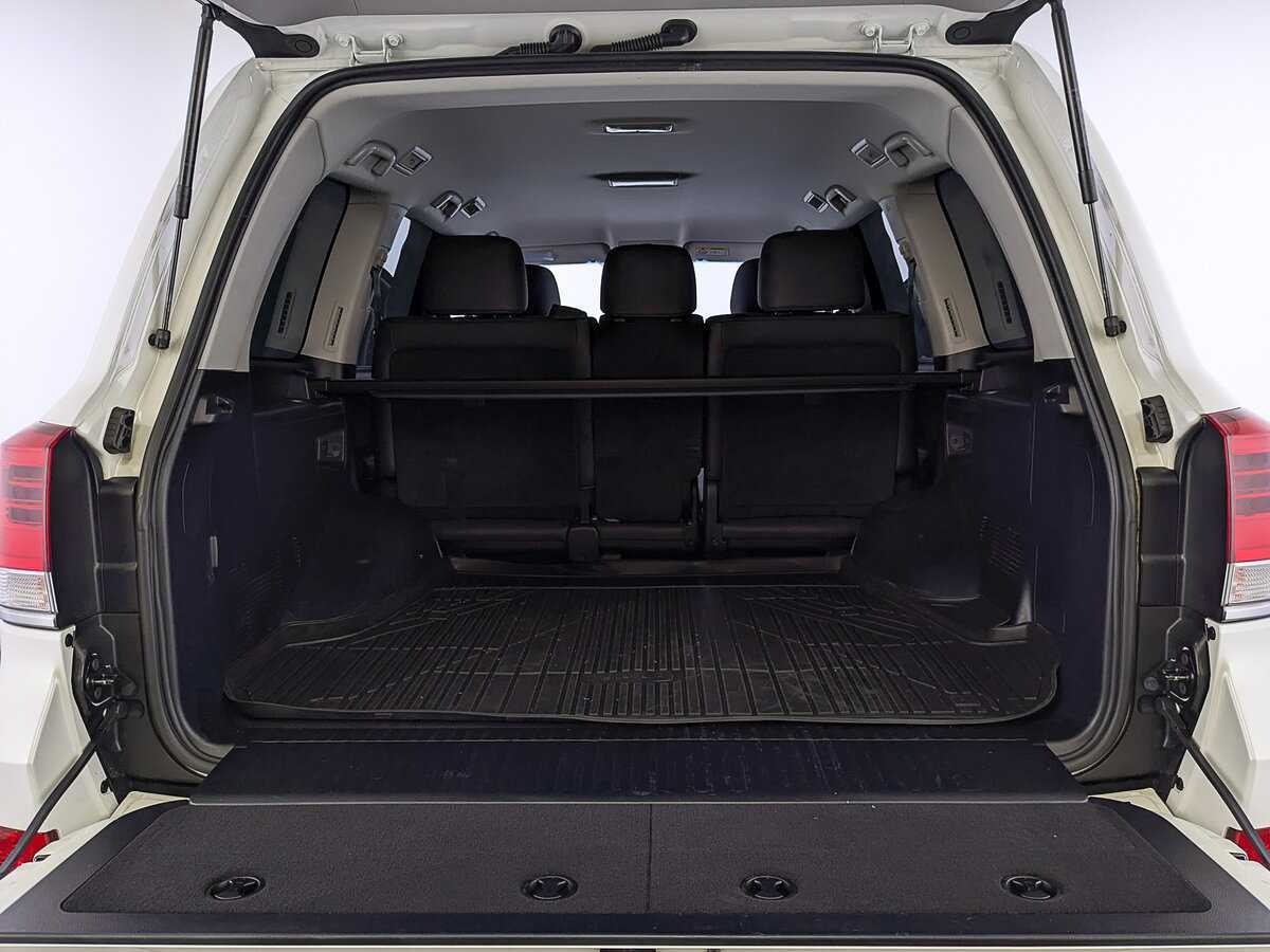 Toyota Land Cruiser, 2020 Фото №9