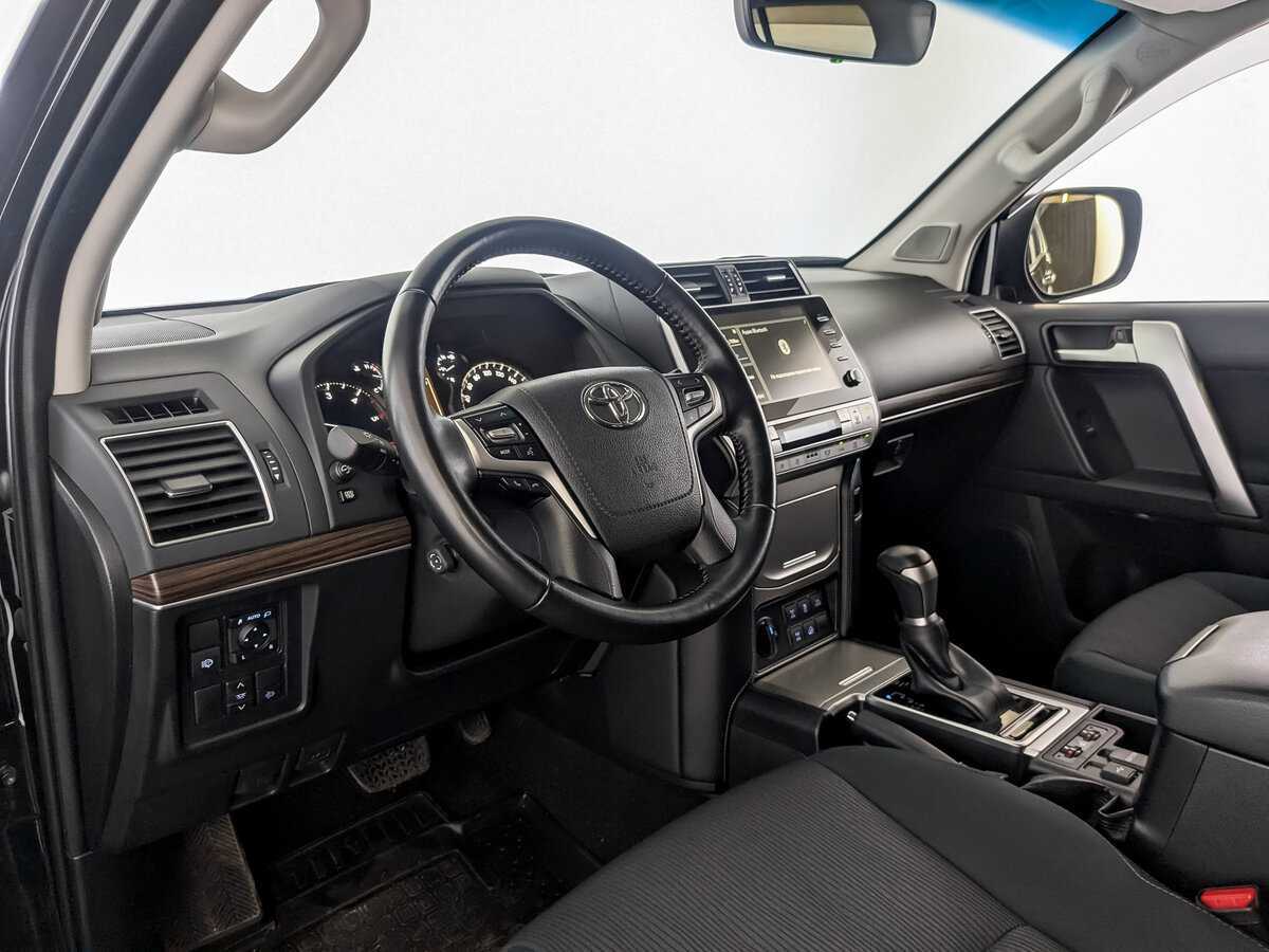 Toyota Land Cruiser Prado, 2021 Фото №16