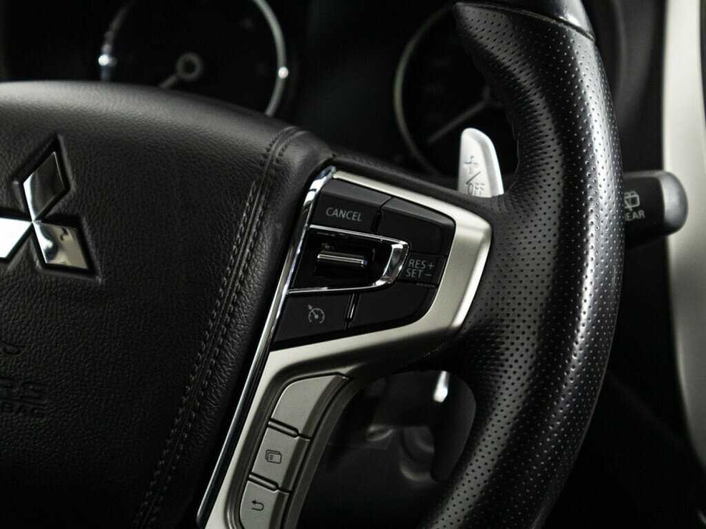 Mitsubishi Pajero Sport, 2019 Фото №15