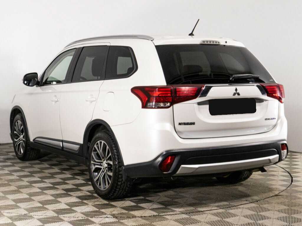 Mitsubishi Outlander, 2016 Фото №7