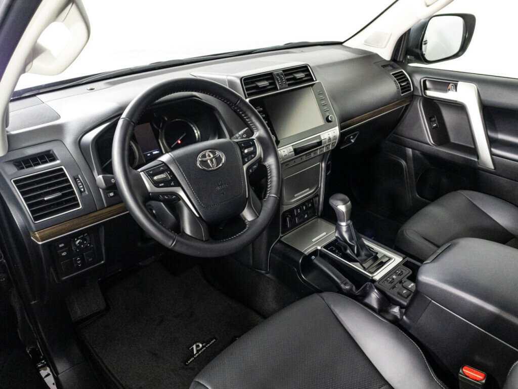 Toyota Land Cruiser Prado, 2022 Фото №11