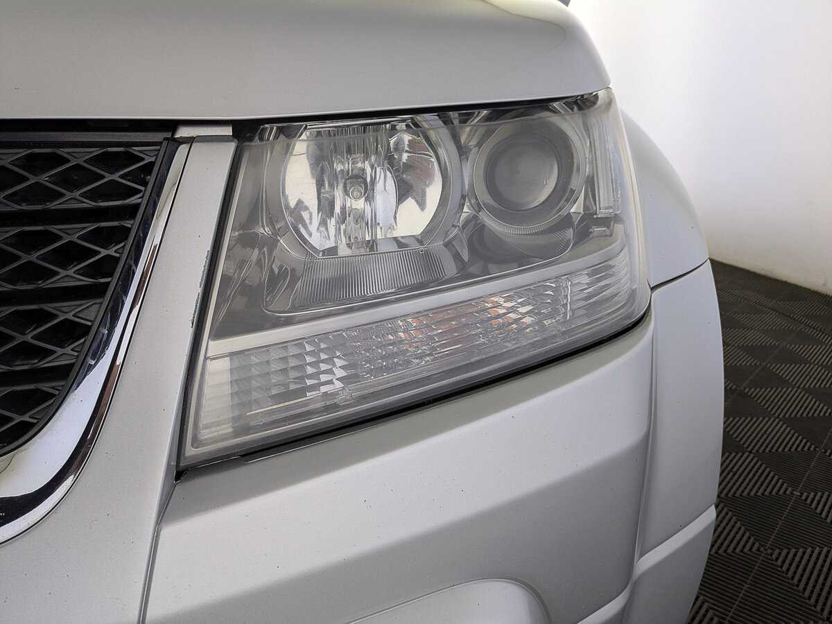 Suzuki Grand Vitara, 2010 Фото №11