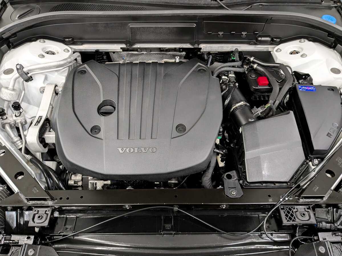 Volvo XC60, 2021 Фото №9