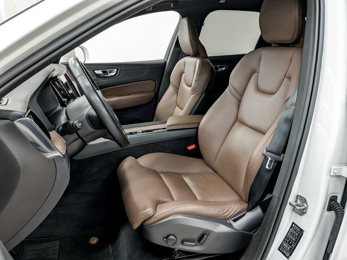 Volvo XC60, 2021 Фото №18