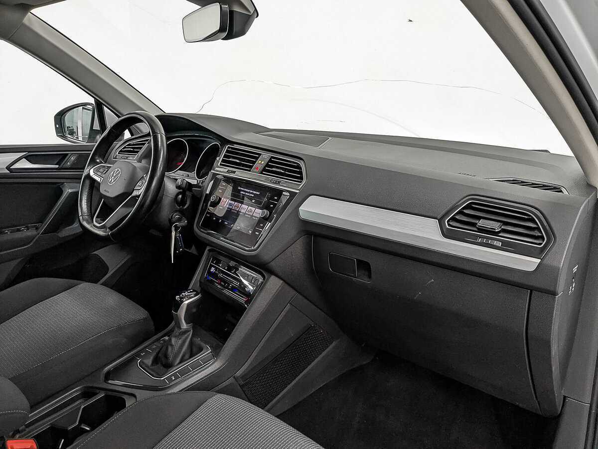 Volkswagen Tiguan, 2021 Фото №11
