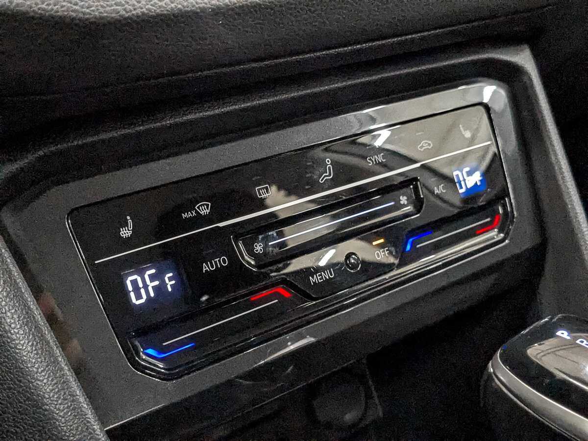 Volkswagen Tiguan, 2021 Фото №19