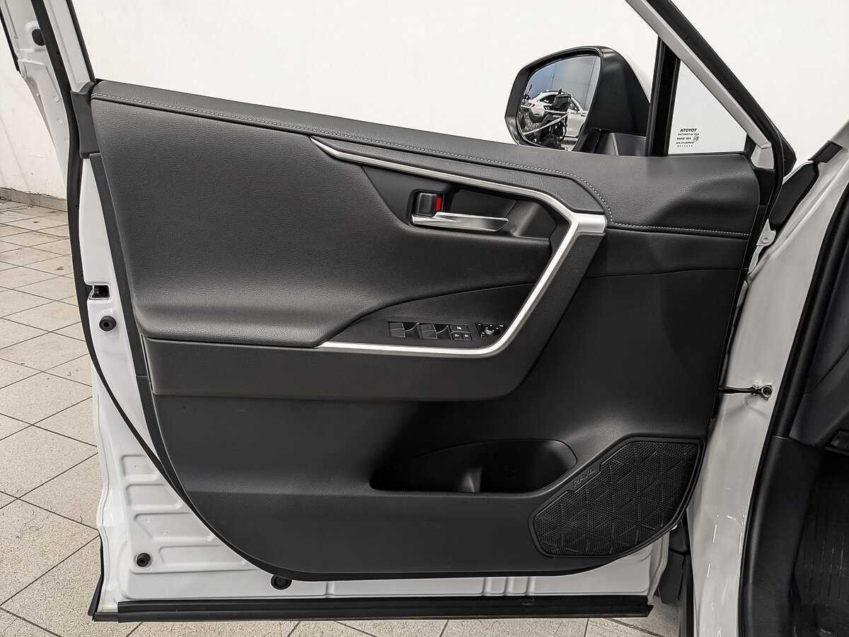 Toyota RAV4, 2022 Фото №19