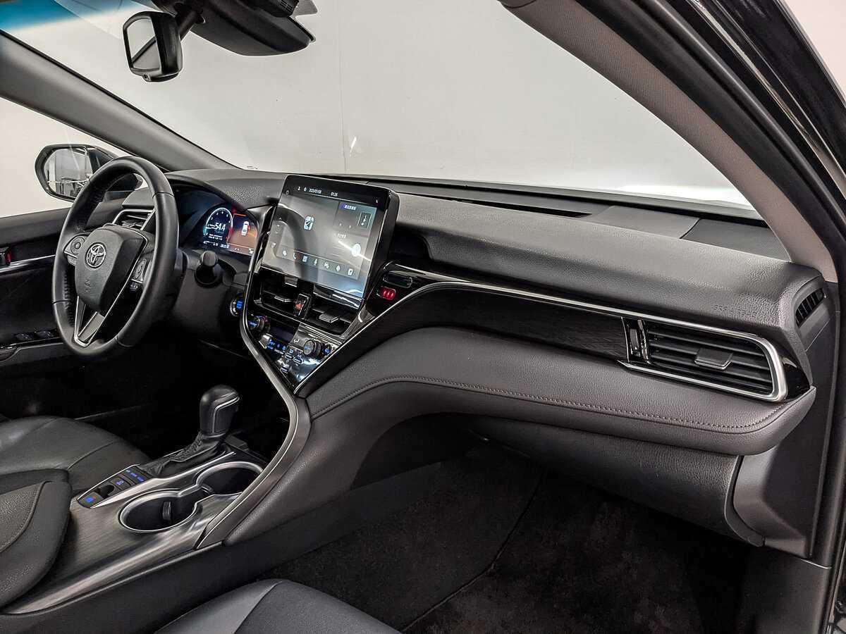 Toyota Camry, 2023 Фото №13