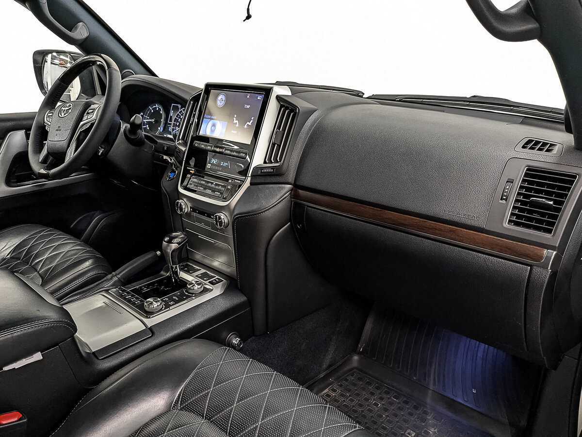 Toyota Land Cruiser, 2017 Фото №10