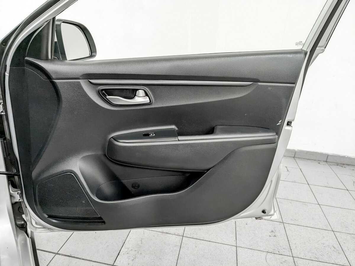 Kia Rio X-Line, 2020 Фото №24