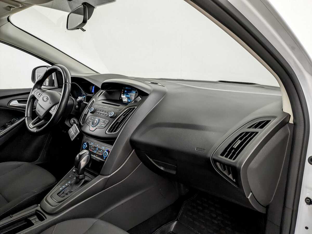 Ford Focus, 2017 Фото №11