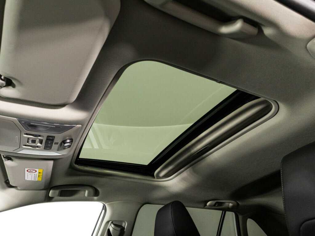 Toyota RAV4, 2022 Фото №16