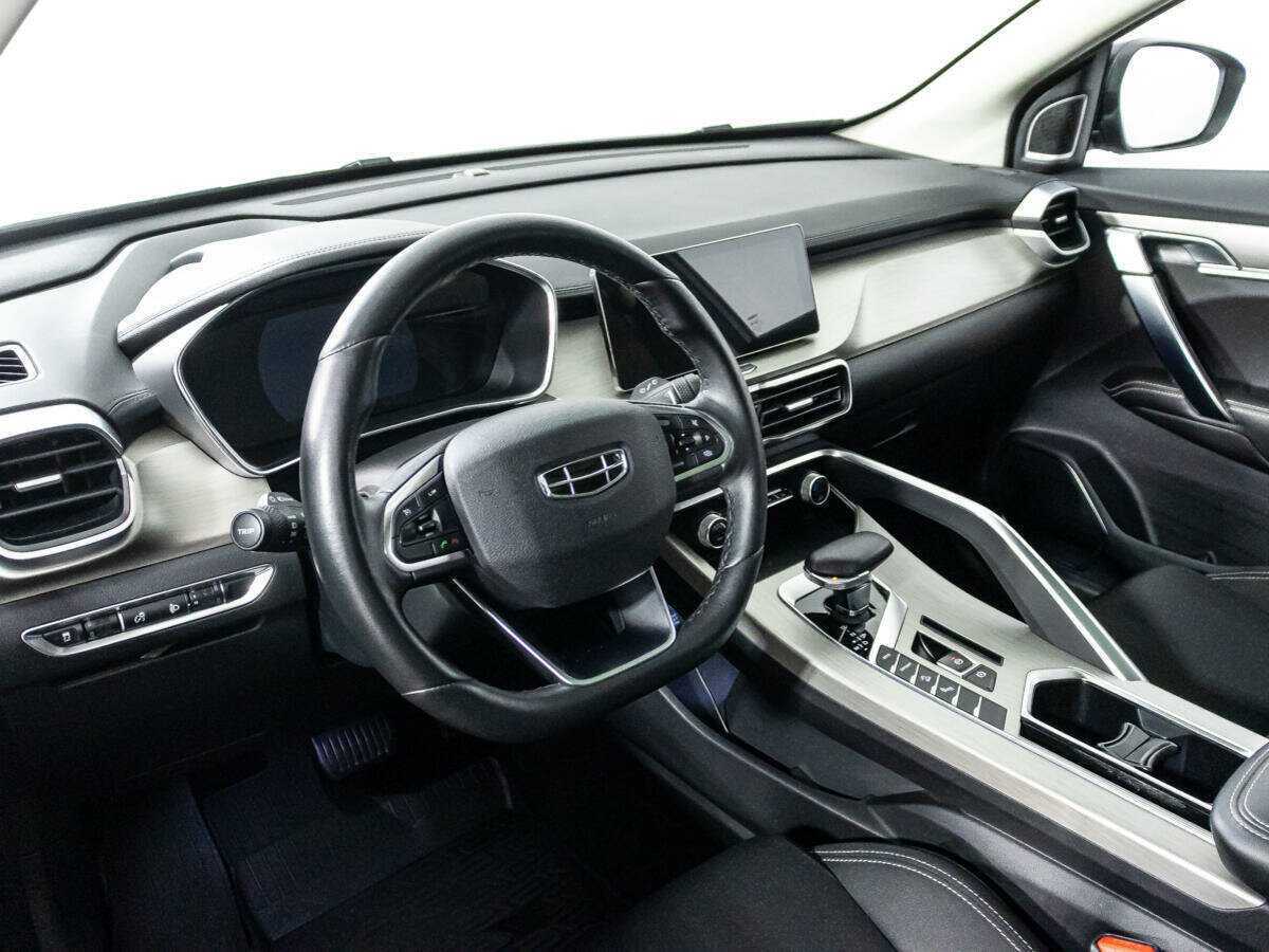 Geely Coolray, 2022 Фото №11