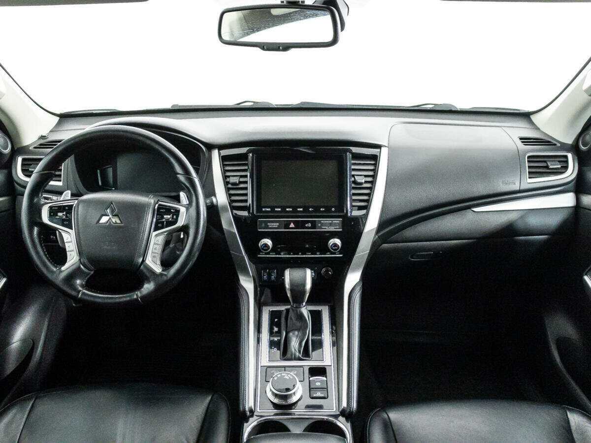 Mitsubishi Pajero Sport, 2021 Фото №11