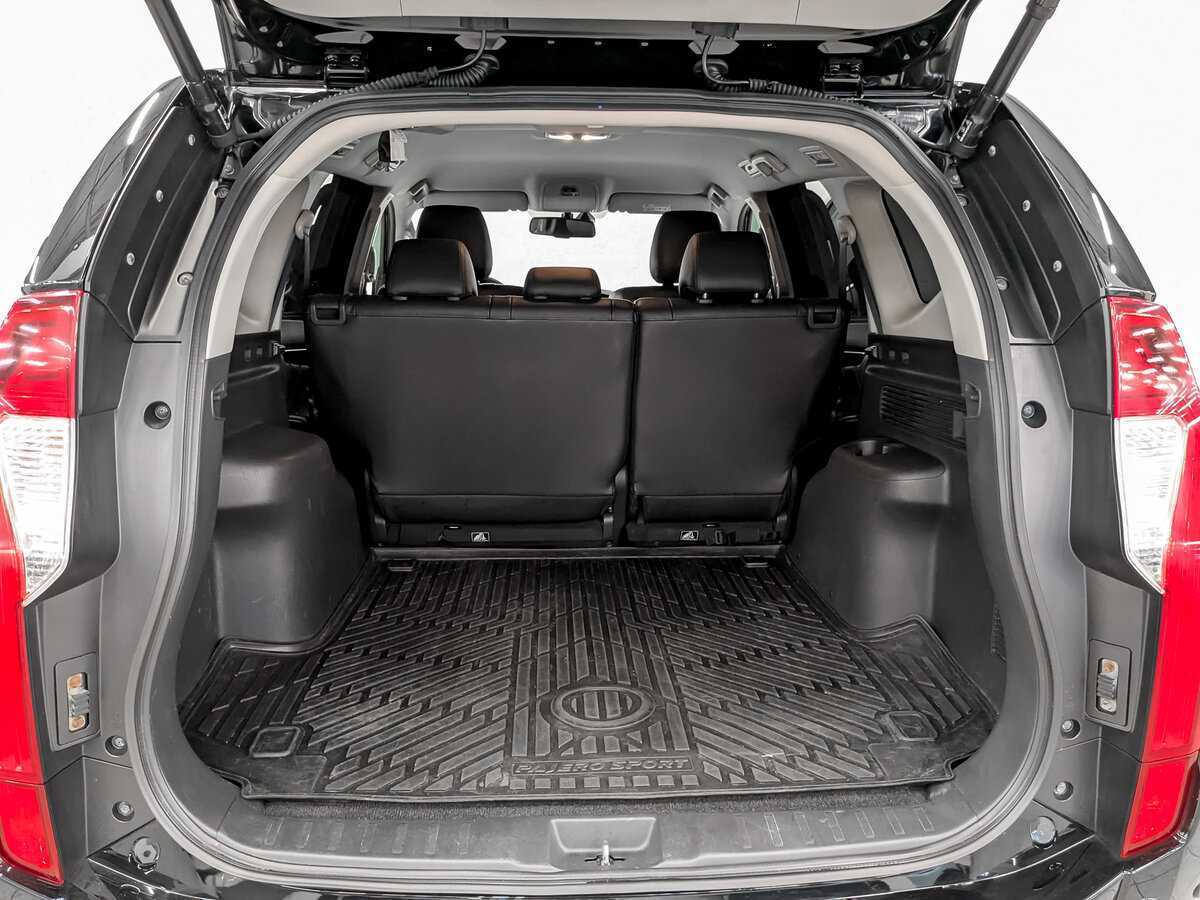 Mitsubishi Pajero Sport, 2019 Фото №10