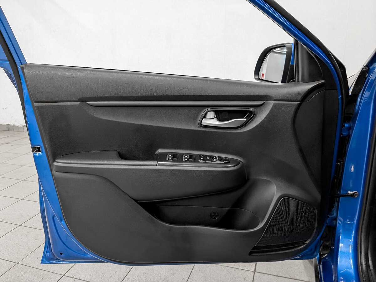 Kia Rio X-Line, 2020 Фото №17