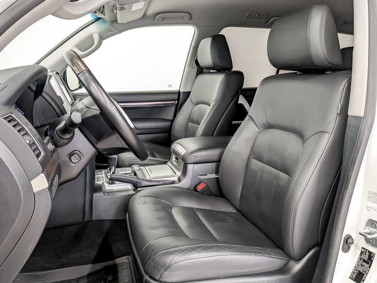 Toyota Land Cruiser, 2020 Фото №20