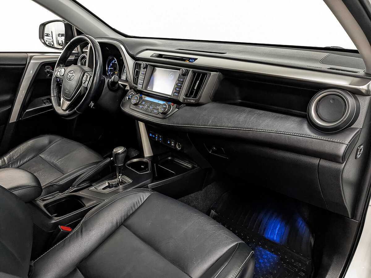 Toyota RAV4, 2017 Фото №13