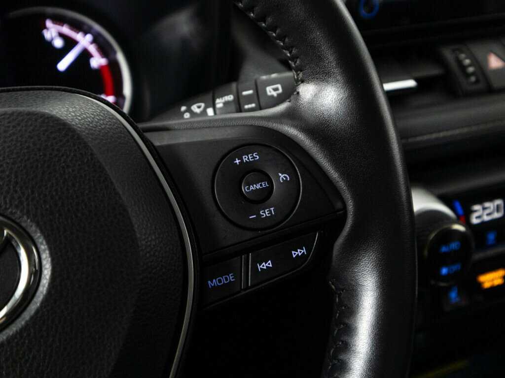 Toyota RAV4, 2022 Фото №25