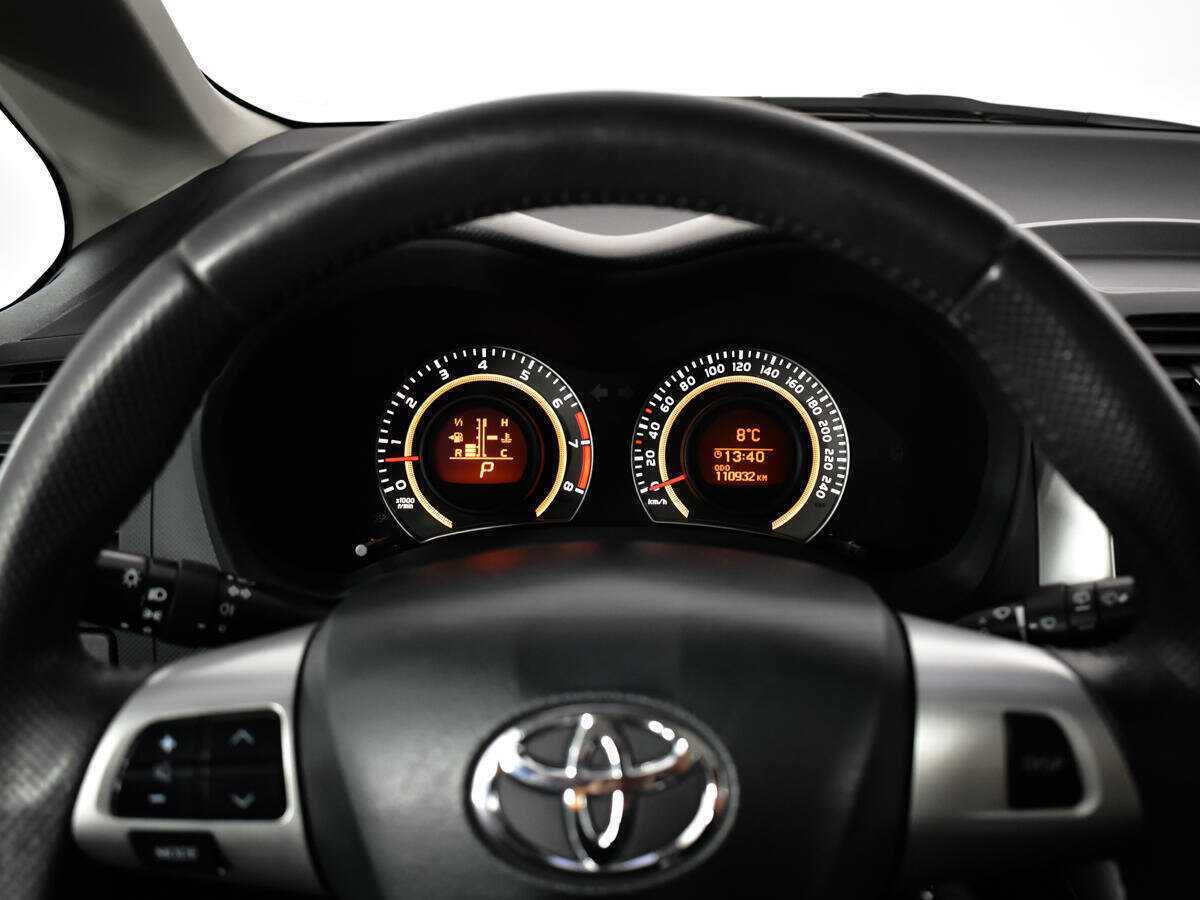 Toyota Auris, 2010 Фото №11