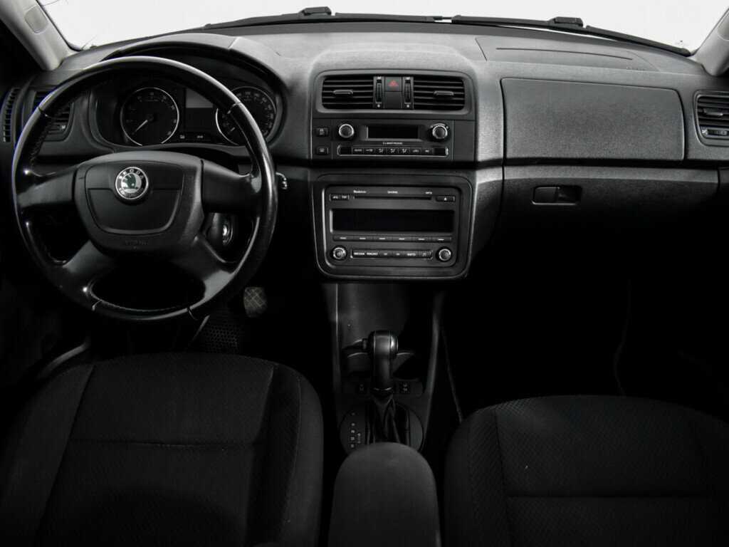 Skoda Fabia, 2011 Фото №12