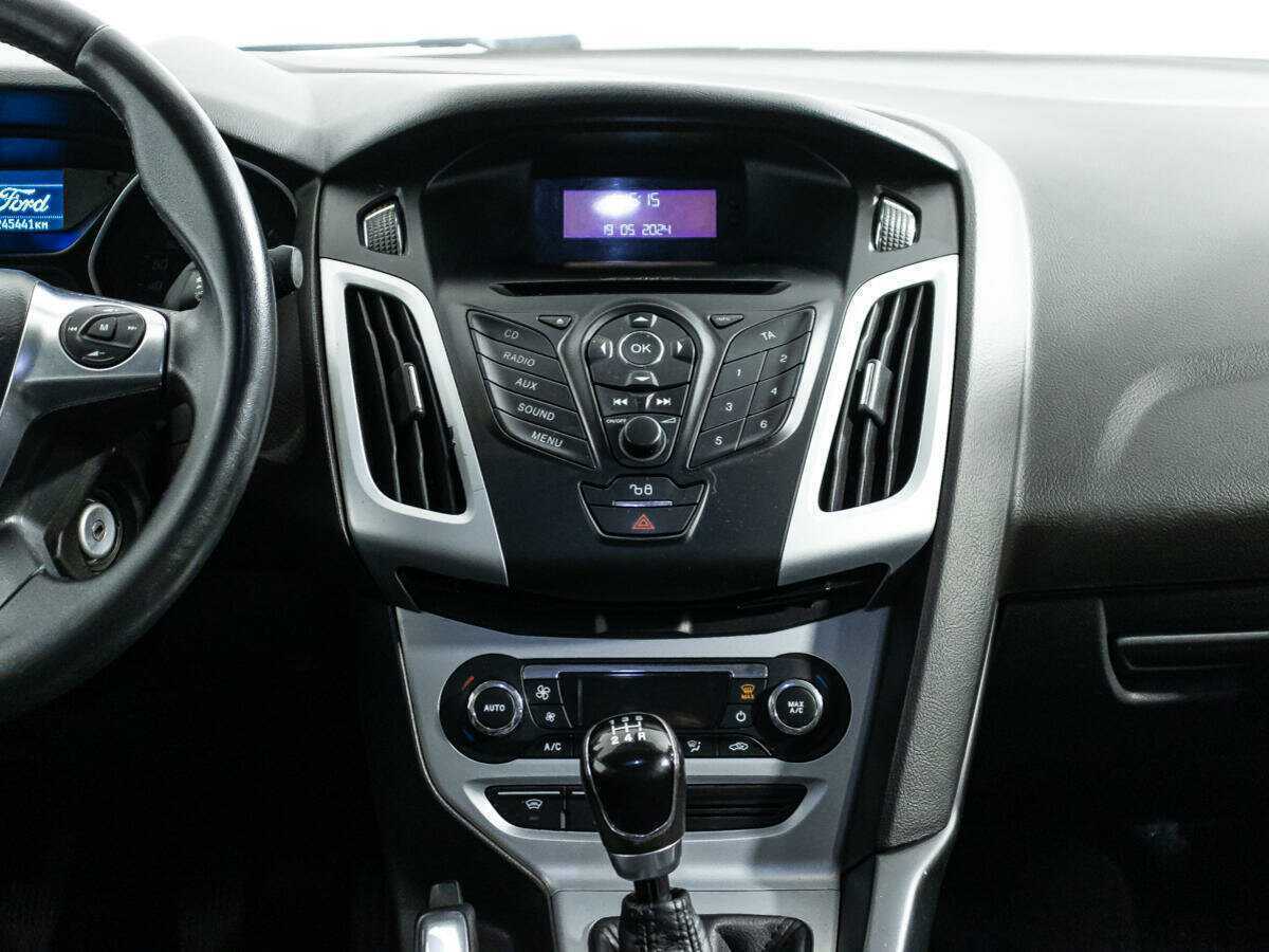 Ford Focus, 2011 Фото №13