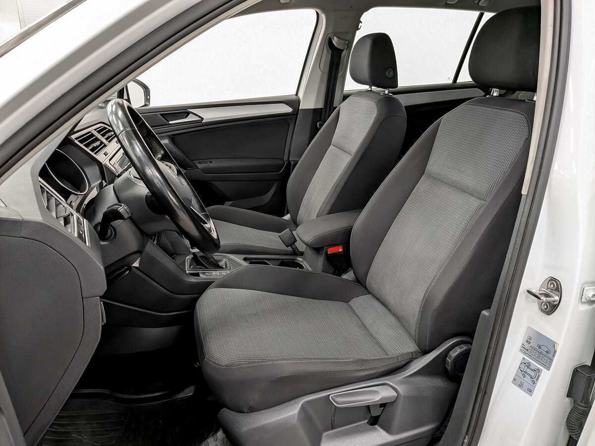 Volkswagen Tiguan, 2021 Фото №20