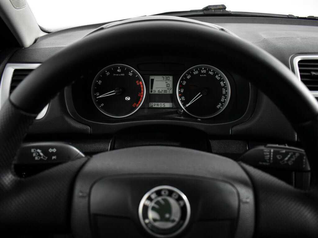 Skoda Fabia, 2009 Фото №17