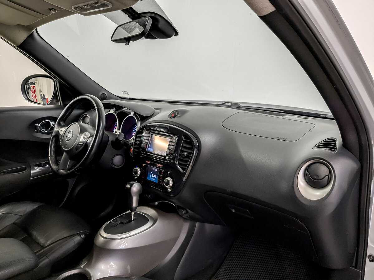 Nissan Juke, 2011 Фото №11