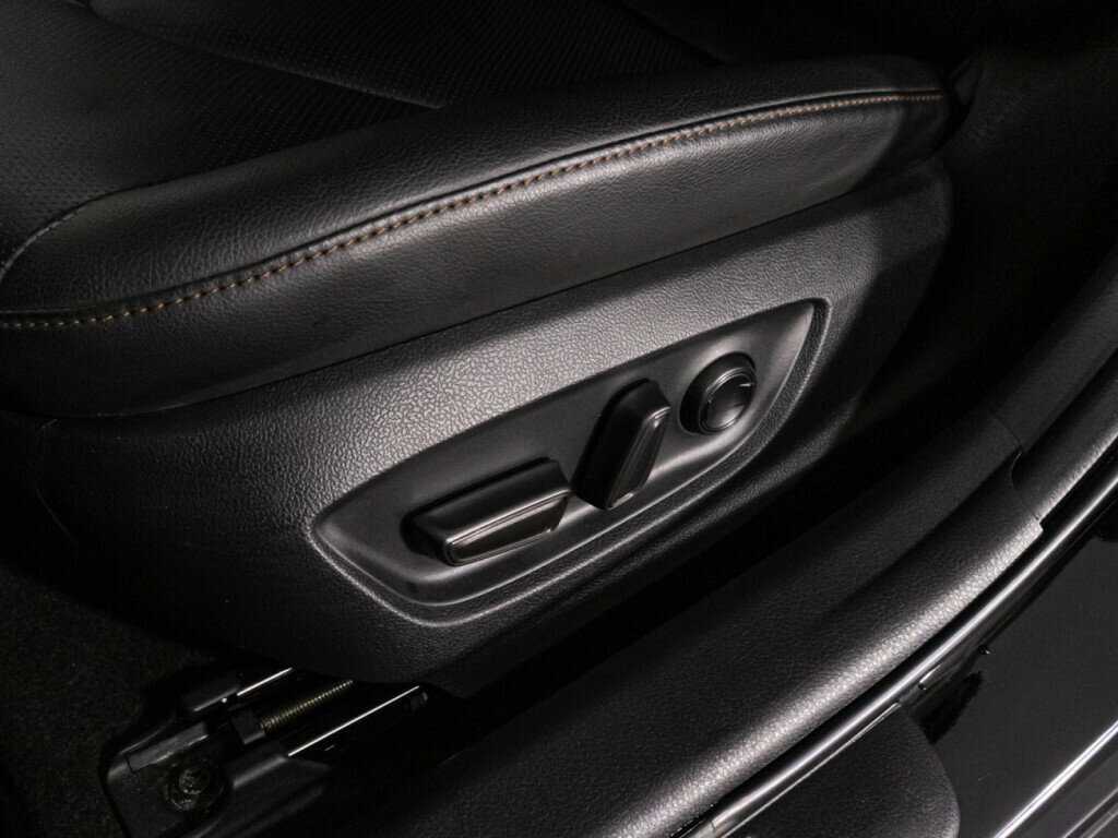 Toyota Camry, 2020 Фото №14