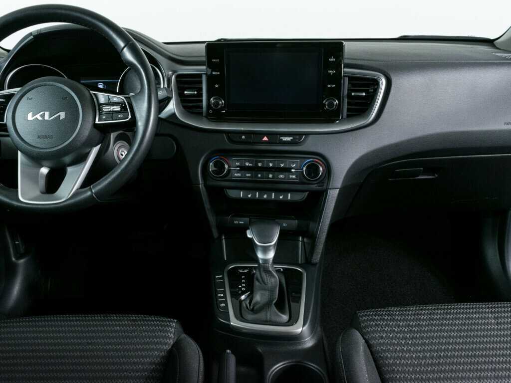 Kia Ceed, 2022 Фото №9