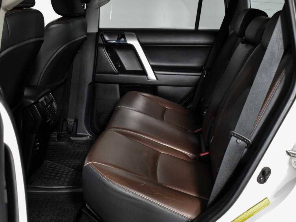 Toyota Land Cruiser Prado, 2015 Фото №10