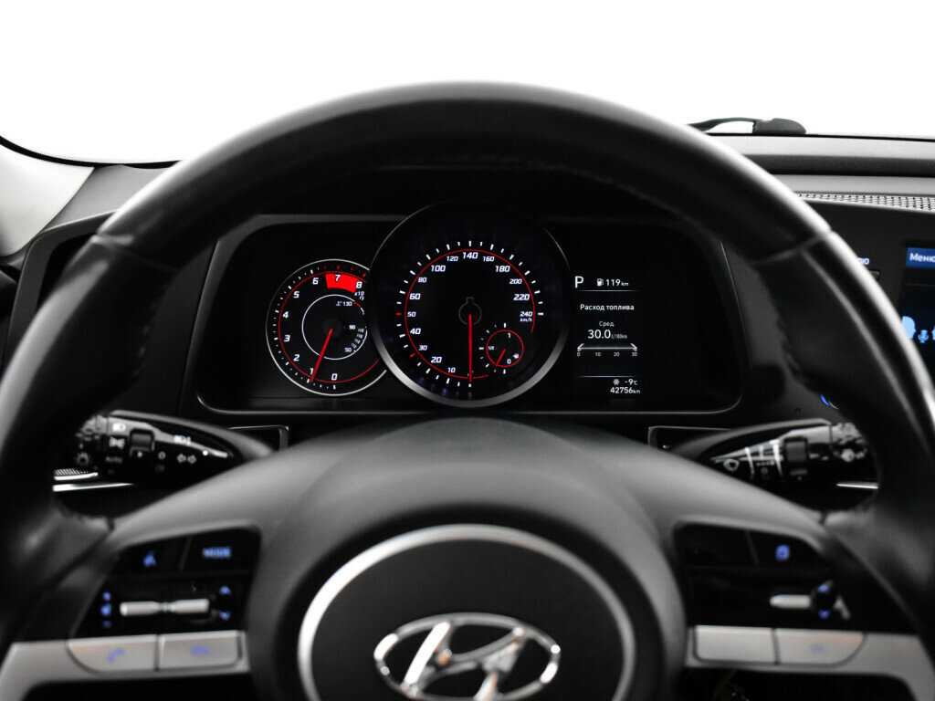 Hyundai Elantra, 2021 Фото №11